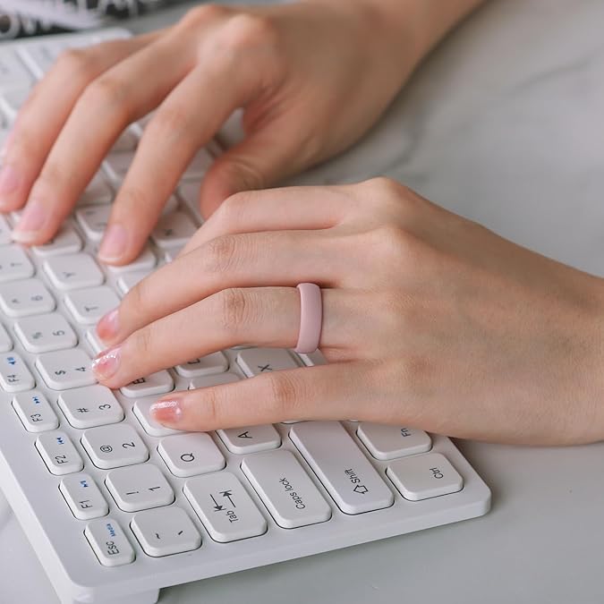 Soft Silicone Comfort Rings for Women – Minimal & Lightweight (5-Pack)