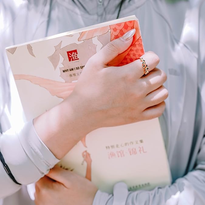 Elegant Black Crystal Gold Plated Ring for Women – Minimal Luxury Design