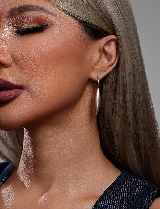 Elegant Metallic Drop Earrings – Modern Minimal Statement